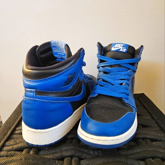 Air Jordan 1 Mid - Picture 3 of 5